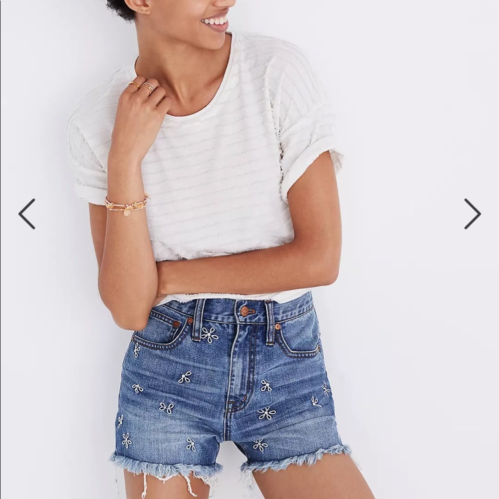 Madewell the perfect short daisy embroidered